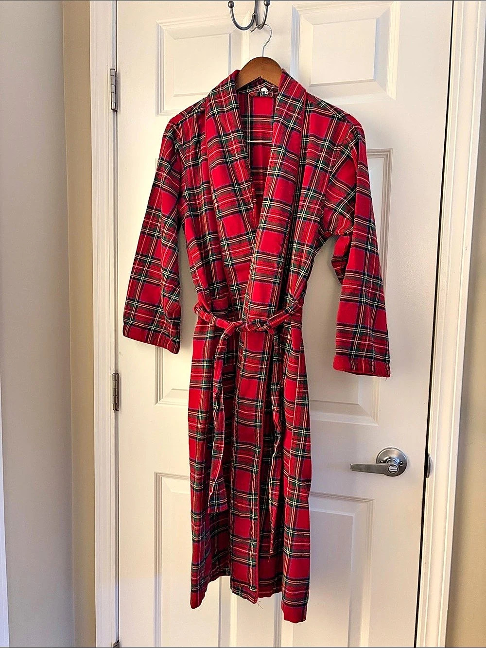 Pottery Barn Stewart Plaid Flannel Faux Fur Robe Red & Green with matching slipp
